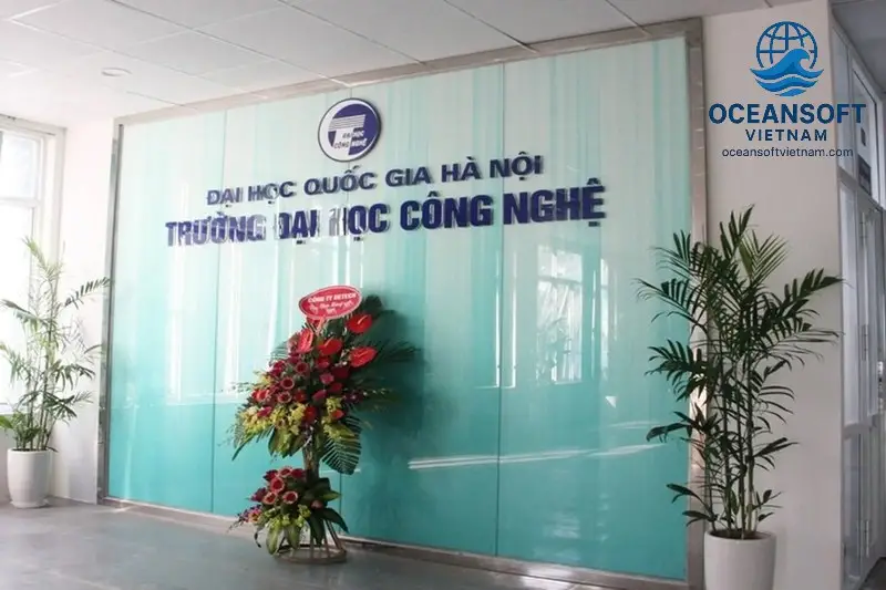 Đại học Công nghệ - Đại học Quốc gia Hà Nội (UIT) Đại học Công nghệ - Đại học Quốc gia Hà Nội (UIT)
