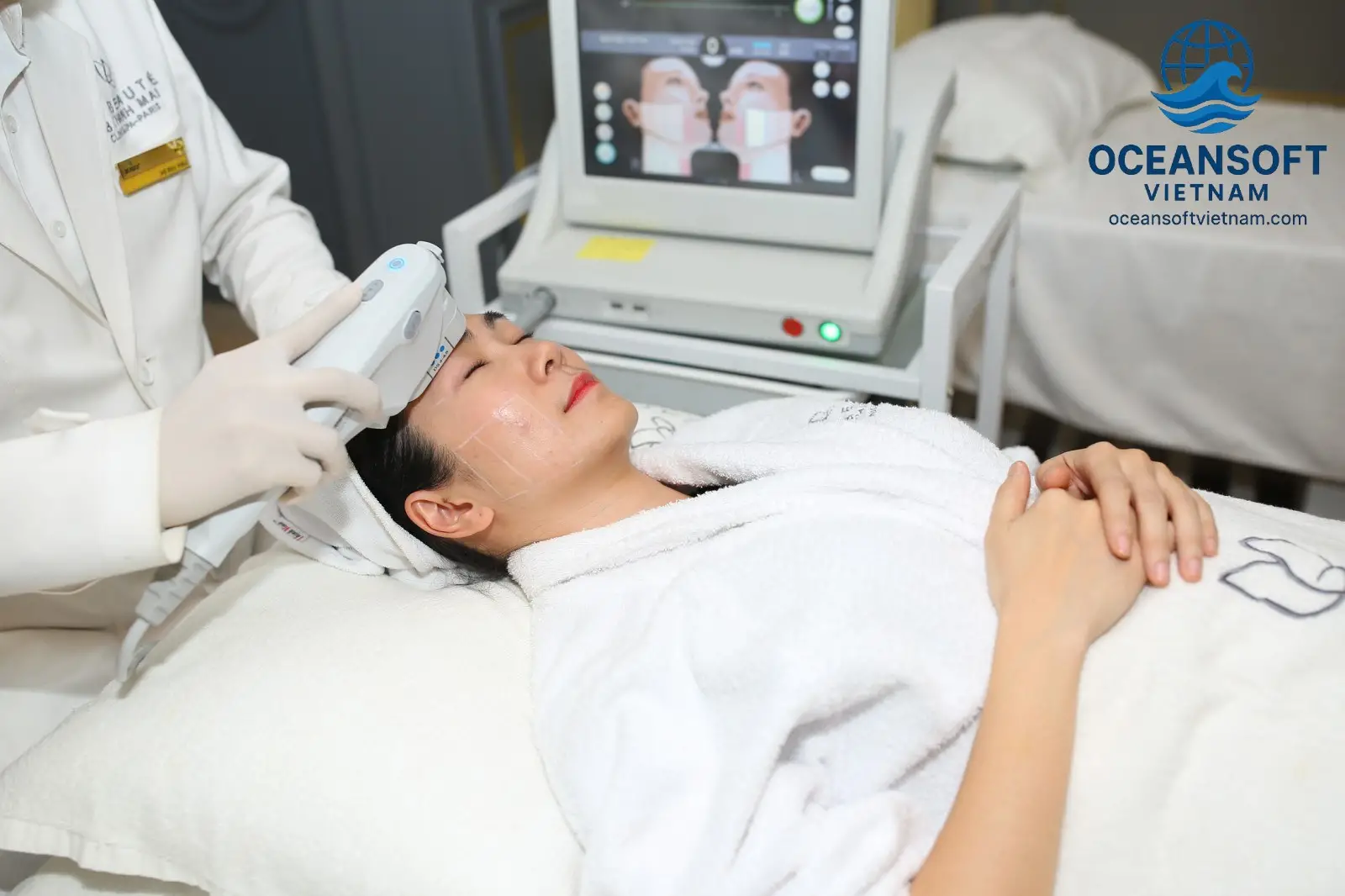 Hiệu quả nâng cơ và trẻ hóa da rõ rệt Hiệu quả nâng cơ và trẻ hóa da rõ rệt